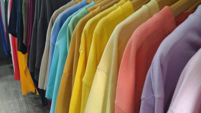 Psikologlara göre özgüveni düşük insanlar en çok bu rengi giyiyor