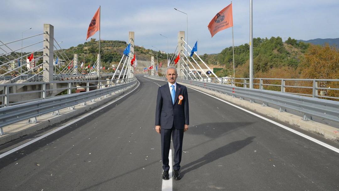 B&ouml;l&uuml;nm&uuml;ş yol uzunluğu, D&uuml;nya&rsquo;nın &ccedil;evresinin 4&rsquo;te 3&rsquo;&uuml;ne ulaştı  1