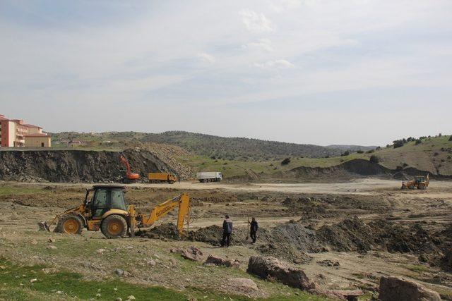 Kulp’ta Şehir Stadyumu projesinin inşaat çalışmaları başladı