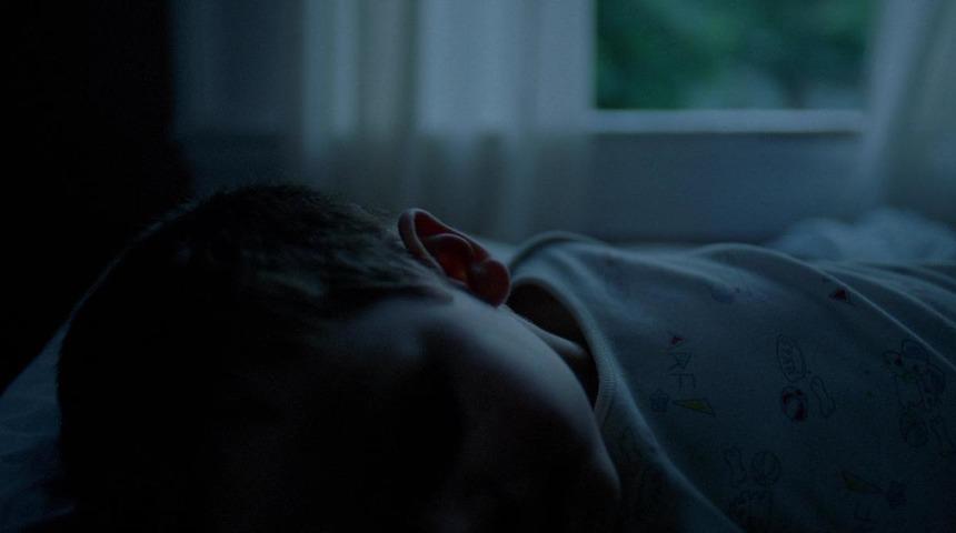 Yatak odasını karanlık tutun!