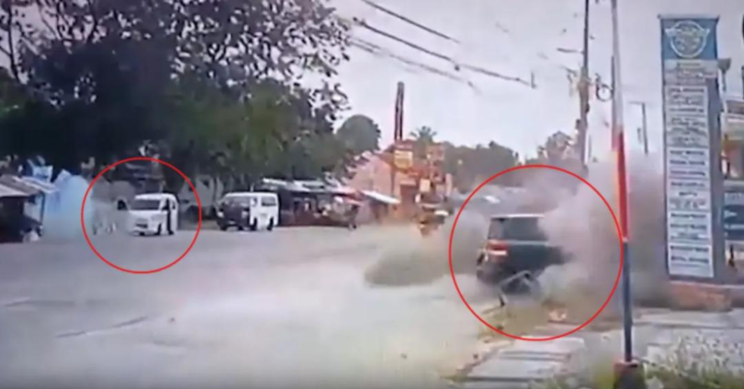 Belediye Başkanına roketatarlı saldırı! Benzin istasyona fırlattılar 3