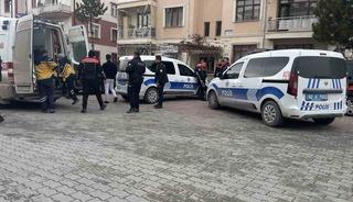 T&uuml;feğini temizlerken kazara kendini vurdu