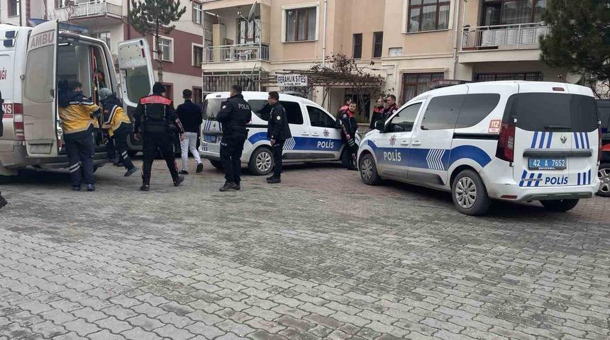 T&uuml;feğini temizlerken kazara kendini vurdu