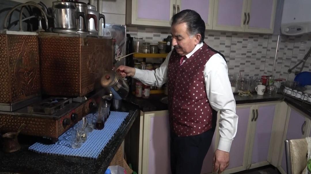 Bu çay ocağına stresli giren türküyle çıkıyor 2