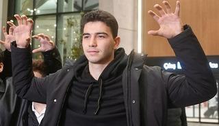 Beşiktaş'ta Yasin &Ouml;zcan ilk antrenmanına &ccedil;ıktı