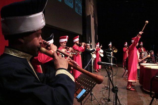 “Adanmış ömürler” İlahilerle anıldı