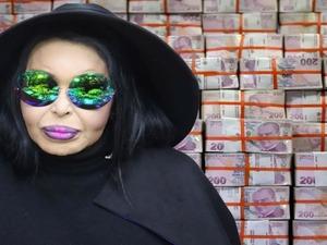 B&uuml;lent Ersoy&rsquo;un serveti konuşuluyor: Daireler, villalar, &ouml;zel ada, milyonlarca dolar&hellip;