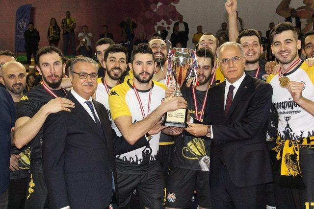 Voleybol 1. Ligi erkekler final etabı maçları sona erdi