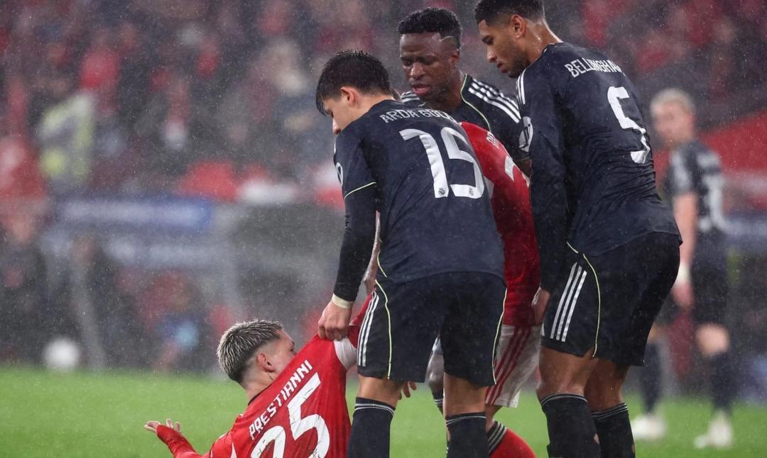 Real Madrid de hezimet sonrası deprem! Arda G&uuml;ler e "ila&ccedil;" gibi gelecek! 2