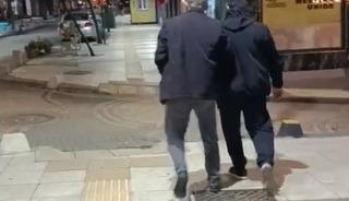 Bandırma'da gen&ccedil; kadına taciz iddiası: Ş&uuml;pheli g&ouml;zaltına alındı