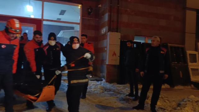 Kars'ta asansör boşluğuna düşen şahıs hayatını kaybetti: 2 gün sonra fark edildi