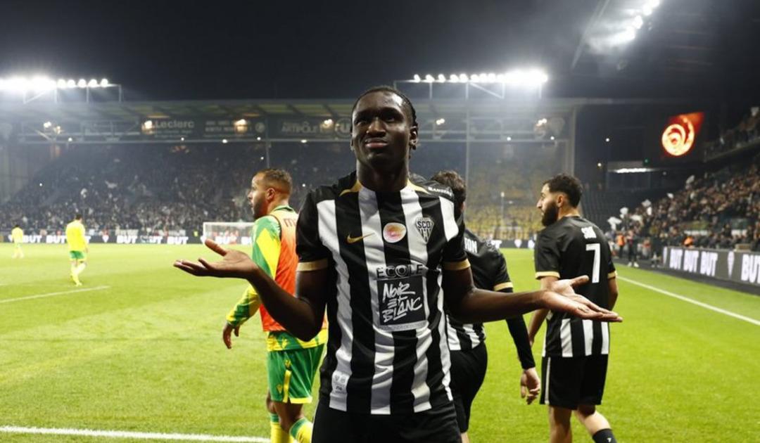 Fenerbah&ccedil;e den geleceğe dev yatırım! Fransa nın "harika &ccedil;ocuğu" Sidiki Cherif imzaya &ccedil;ok yakın! 2