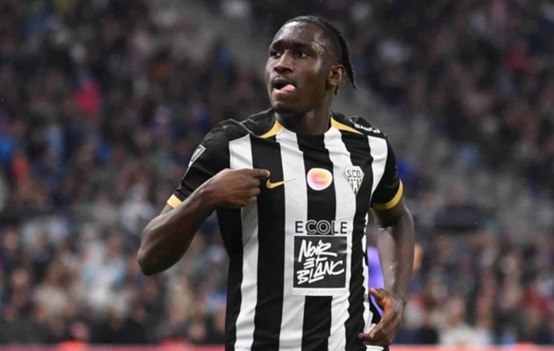 Fenerbah&ccedil;e den geleceğe dev yatırım! Fransa nın "harika &ccedil;ocuğu" Sidiki Cherif imzaya &ccedil;ok yakın! 3