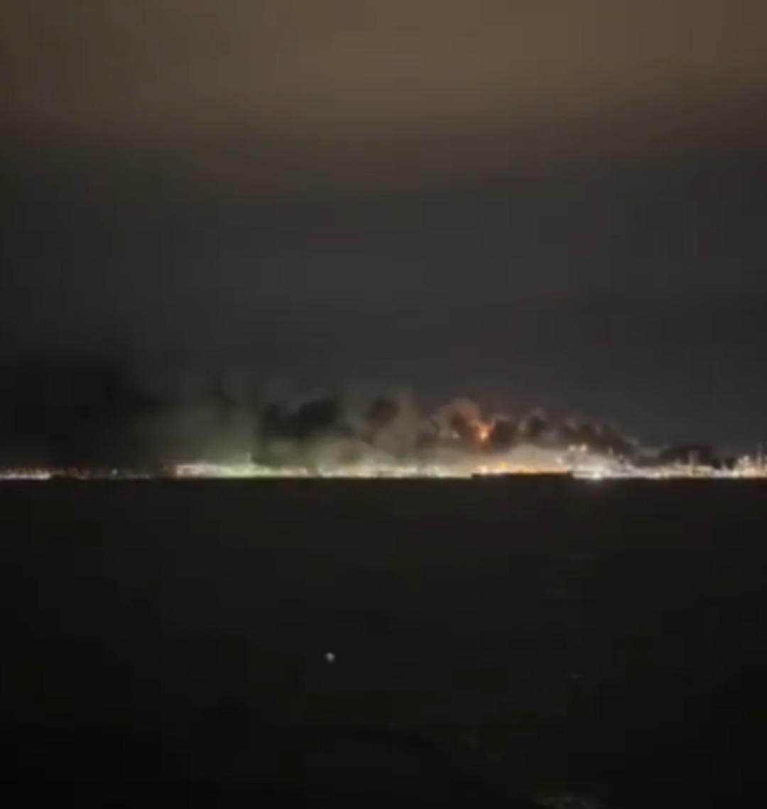 TÜPRAŞ İzmit rafinerisinde patlama! Yangın kontrol altında 3