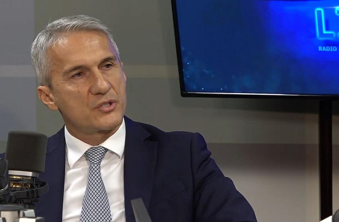 M&uuml;stehcen g&ouml;r&uuml;nt&uuml;leri internete sızdı! Karadağ karıştıran video... İstifalar peş peşe geldi 4