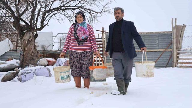 Elazığ’da besicilerin kış mesaisi