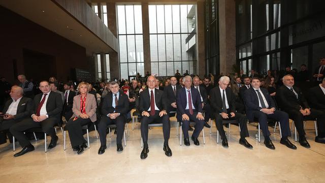 Cumhuriyet tarihinde bir ilk! Turizm geliri 65.2 milyar dolarla rekor seviyeye ulaştı