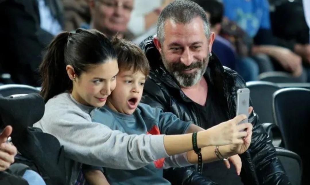 Cem Yılmaz oğlu Kemal'i paylaştı! ''Tıpkı babası'' 