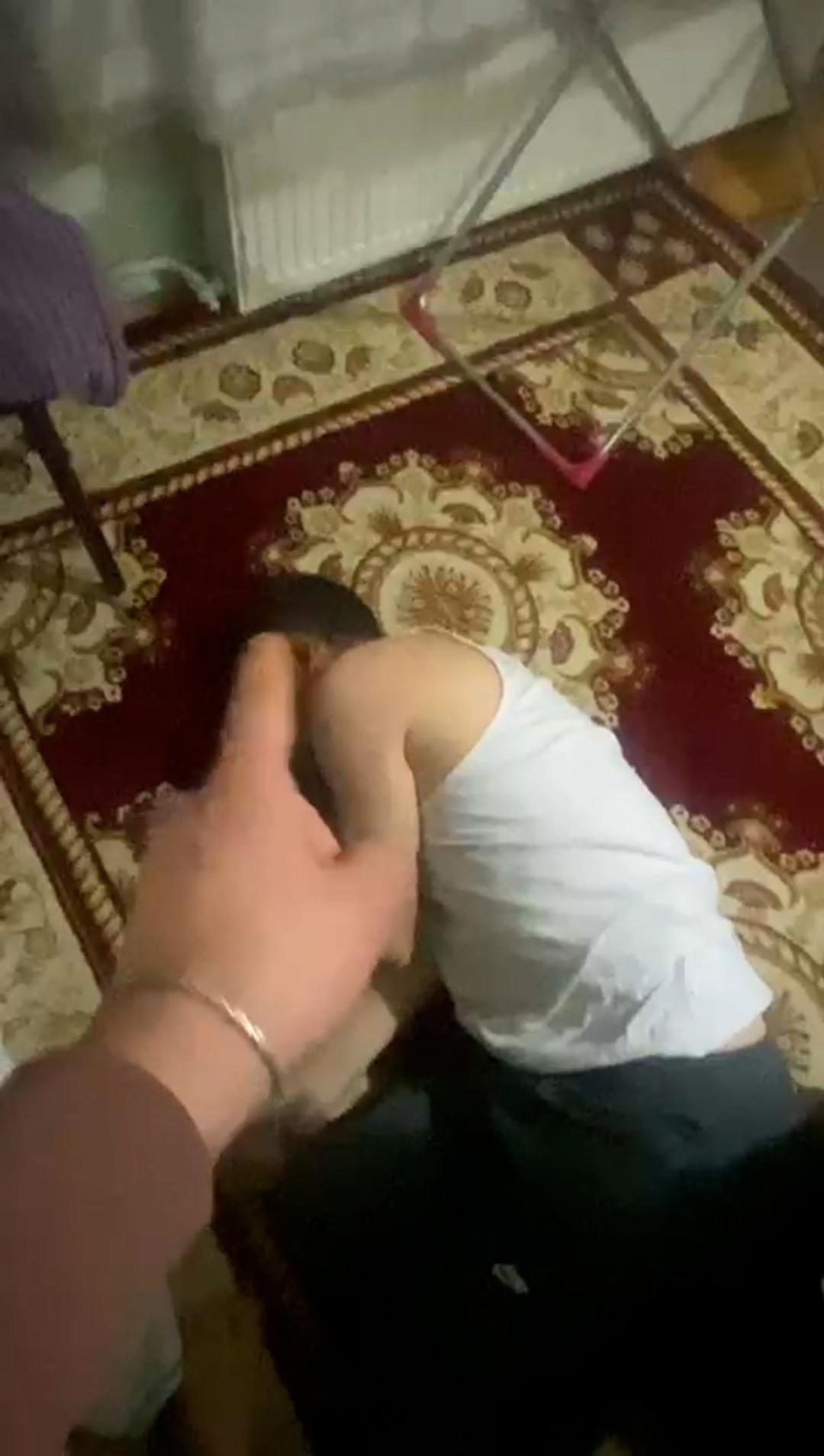 Yer: Konya! Babasını d&ouml;v&uuml;p g&ouml;r&uuml;nt&uuml;leri amcasına g&ouml;nderdi:  Gurur duy yeğeninle  1