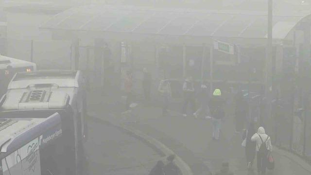 B&uuml;y&uuml;k&ccedil;ekmece&rsquo;de aniden bastıran sis nedeniyle g&ouml;r&uuml;ş mesafesi d&uuml;şt&uuml; 3