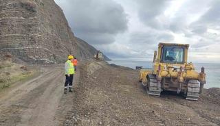 Tekirdağ&rsquo;da heyelan: Yol kapatıldı