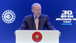 Cumhurbaşkanı Erdoğan'dan "Utanmadan mikrofon tokatlıyorlar" &ccedil;ıkışı