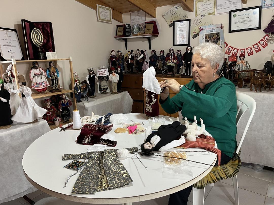 "Türkiye de 102 kişiden biriyim": Kendi kendine öğrendi, yaşayan hazine seçildi 4