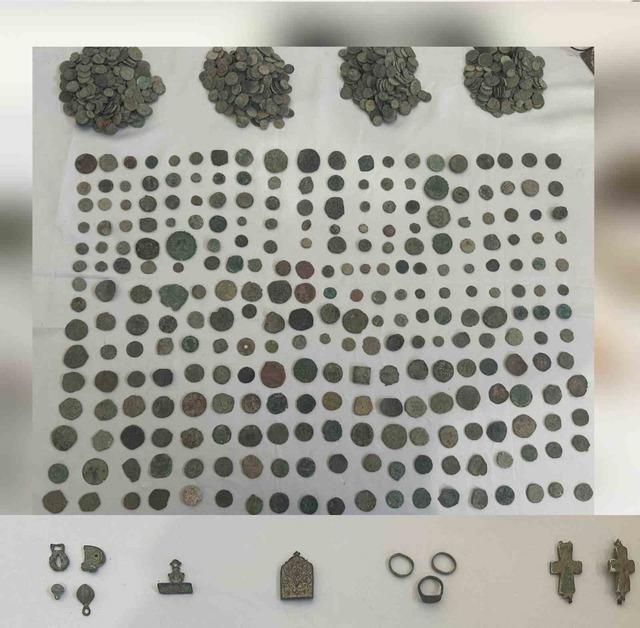 &Ccedil;anakkale&rsquo;de tarihi eser ka&ccedil;ak&ccedil;ılığı operasyonu 1