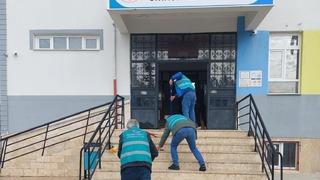 Beyşehir’de yükümlüler ara tatilde okulları temizledi