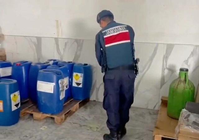 Aydın da sahte zeytinyağı, bal ve nar ekşisi ele ge&ccedil;irildi 4