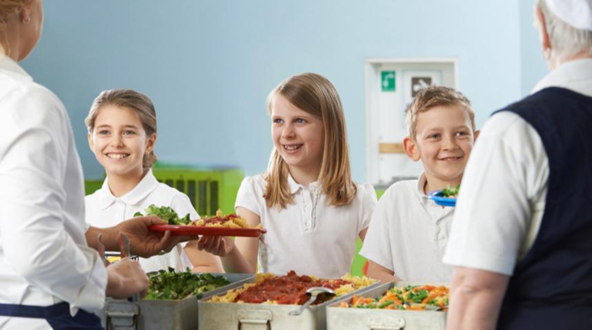 Okul kantinlerinde satılan bu &uuml;r&uuml;nlere dikkat! Uzman isim uyardı