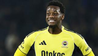 Fenerbah&ccedil;e'de flaş ayrılık! Jhon Duran bavullarını topladı "bitti" diyerek yeni takımı duyuruldu!