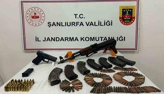 Şanlıurfa&rsquo;da silah ka&ccedil;ak&ccedil;ılığı operasyonu: 2 g&ouml;zaltı