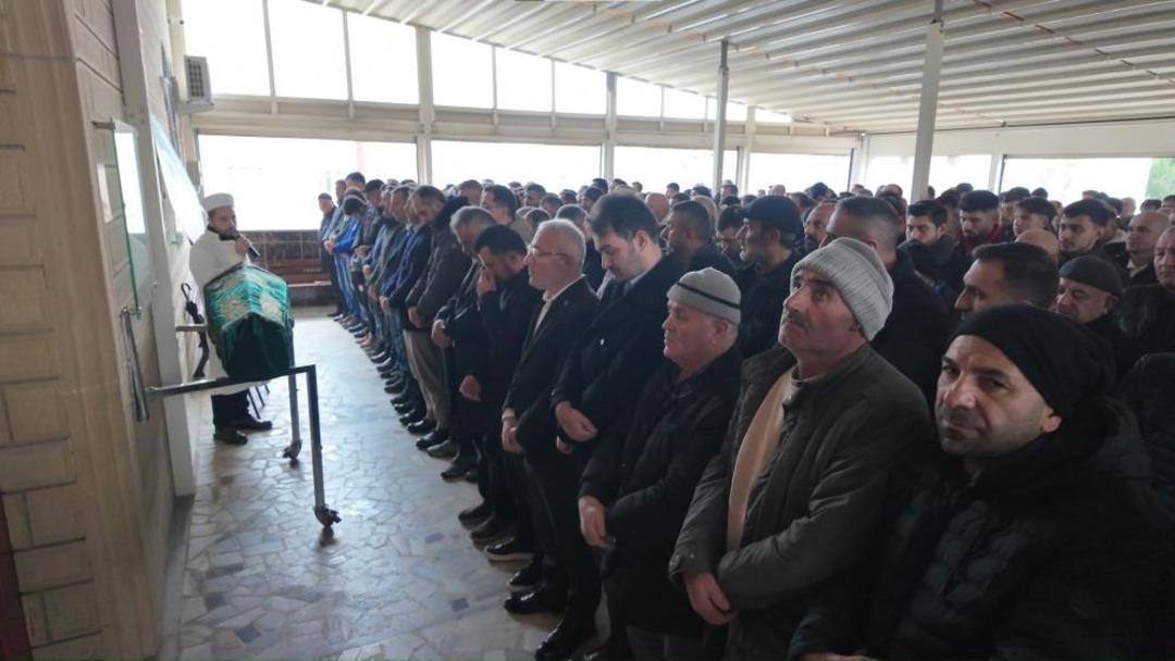 Tatil faciayla bitti: 3 yaşındaki çocuk toprağa verildi 1