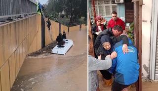 Yağmura servis aracında yakalananlar merdivenle kurtarıldı