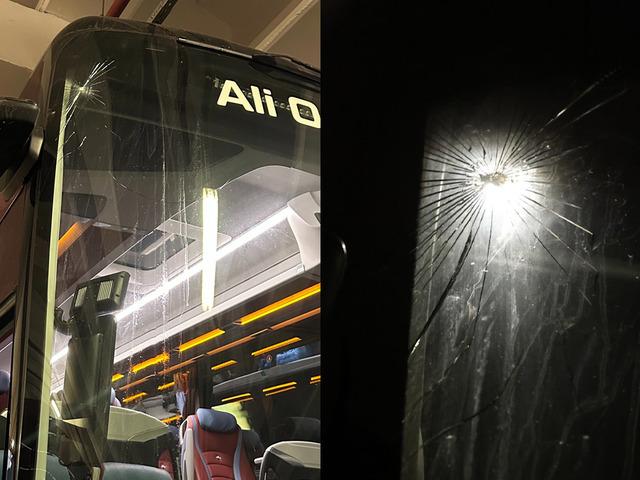 Trabzonspor takım otob&uuml;s&uuml;ne taşlı saldırı