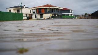Edirne'de milyonluk villalar sular altında kaldı