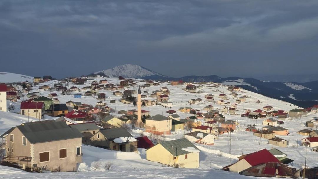 Bektaş Yaylası nda kar kalınlığı 2,5 metreyi buldu 3