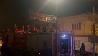 Erzincan&rsquo;da &ccedil;atıdaki kedi i&ccedil;in itfaiye seferber oldu