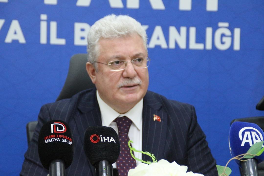 Emekli i&ccedil;in AK Parti&rsquo;den a&ccedil;ıklama! G&ouml;r&uuml;şmeler başladı: &lsquo;2026 reform yılı olacak&rsquo; 2