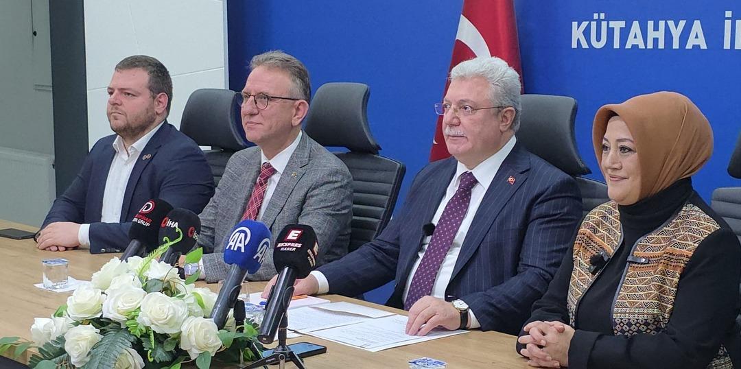 Emekli i&ccedil;in AK Parti&rsquo;den a&ccedil;ıklama! G&ouml;r&uuml;şmeler başladı: &lsquo;2026 reform yılı olacak&rsquo; 3