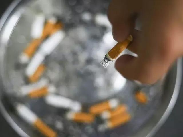 Tiryakilere k&ouml;t&uuml; haber! Sigaraya yasağında kapsam genişliyor