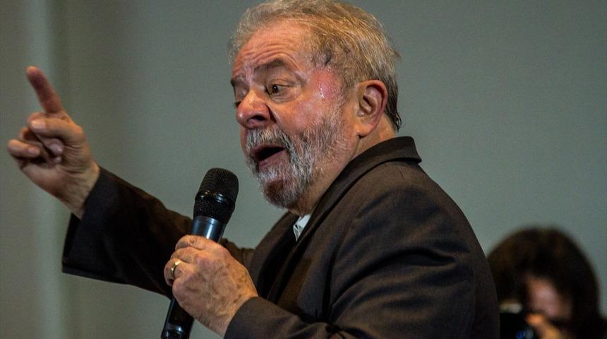Caravana del expresidente brasilero Lula da Silva recibió un disparo