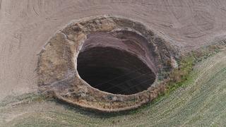 Konya toprak altından çöküyor: Yeraltı suyu çekiliyor, obruklar büyüyor