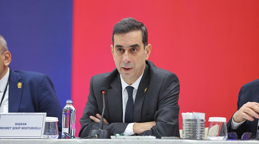 Fenerbah&ccedil;e Y&uuml;ksek Divan Kurulu'nda Mert Hakan Yandaş a&ccedil;ıklaması!