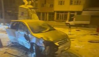 Sarıkamış&rsquo;ta trafik kazası: 3 yaralı