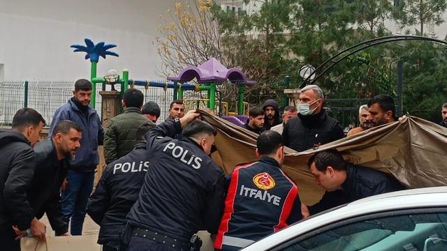 Sesi duyan balkona koştu ama... Kahreden olay!