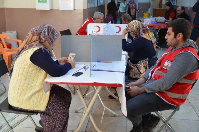 Turgutlu’da mahalleliden kan bağışı duyarlılığı