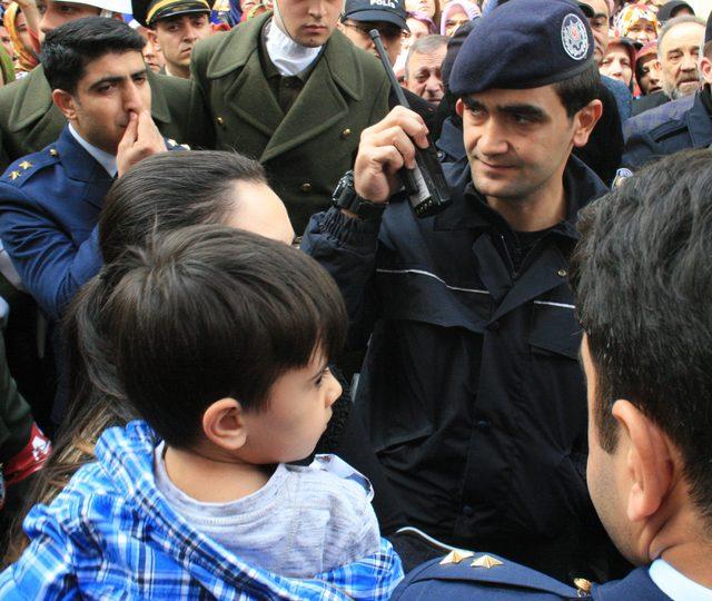 Şehit Pilot Üsteğmen, Samsun'da gözyaşlarıyla uğurlandı