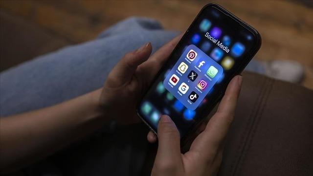 Türkiye'de günün 7 saati internette geçiyor! Google'da en çok aranan kelime açıklandı